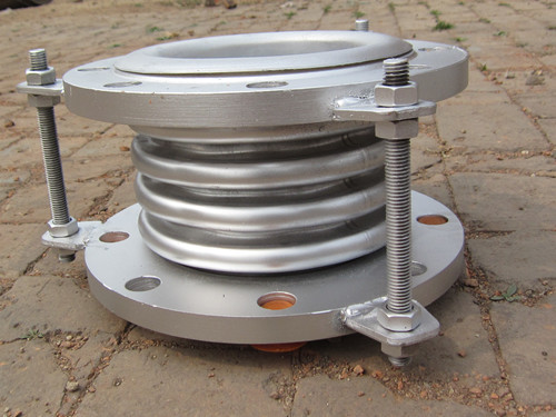 襯襯四氟軸向型內(nèi)壓式波紋補償器 襯襯四氟軸向型內(nèi)壓式波紋補償器